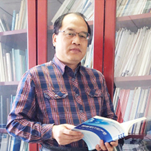 杨国伟